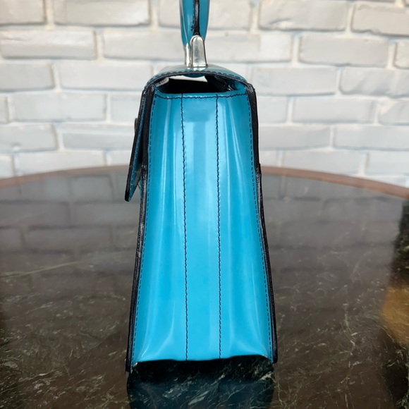 Phive Leather Bag - Picture 8 of 10